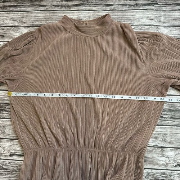 Pull & Bear Women's Accordion Pleat Blouse XL Extra Large Tan Beige Light Brown - Picture 13 of 15